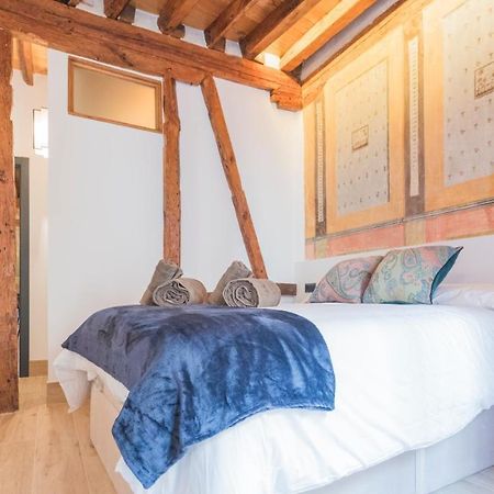 Apartamentos Boutique Pinocho Toledo Luaran gambar