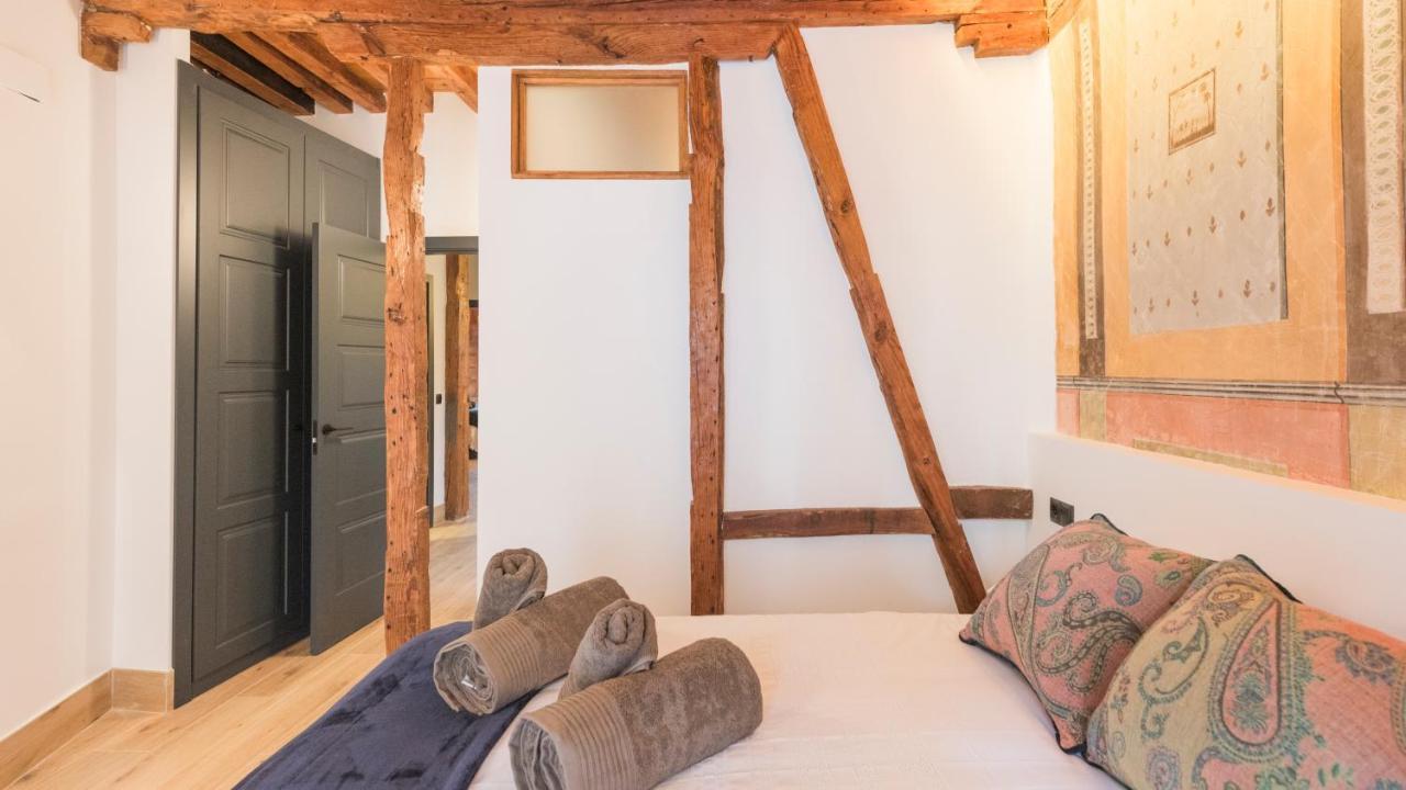 Apartamentos Boutique Pinocho Toledo Luaran gambar
