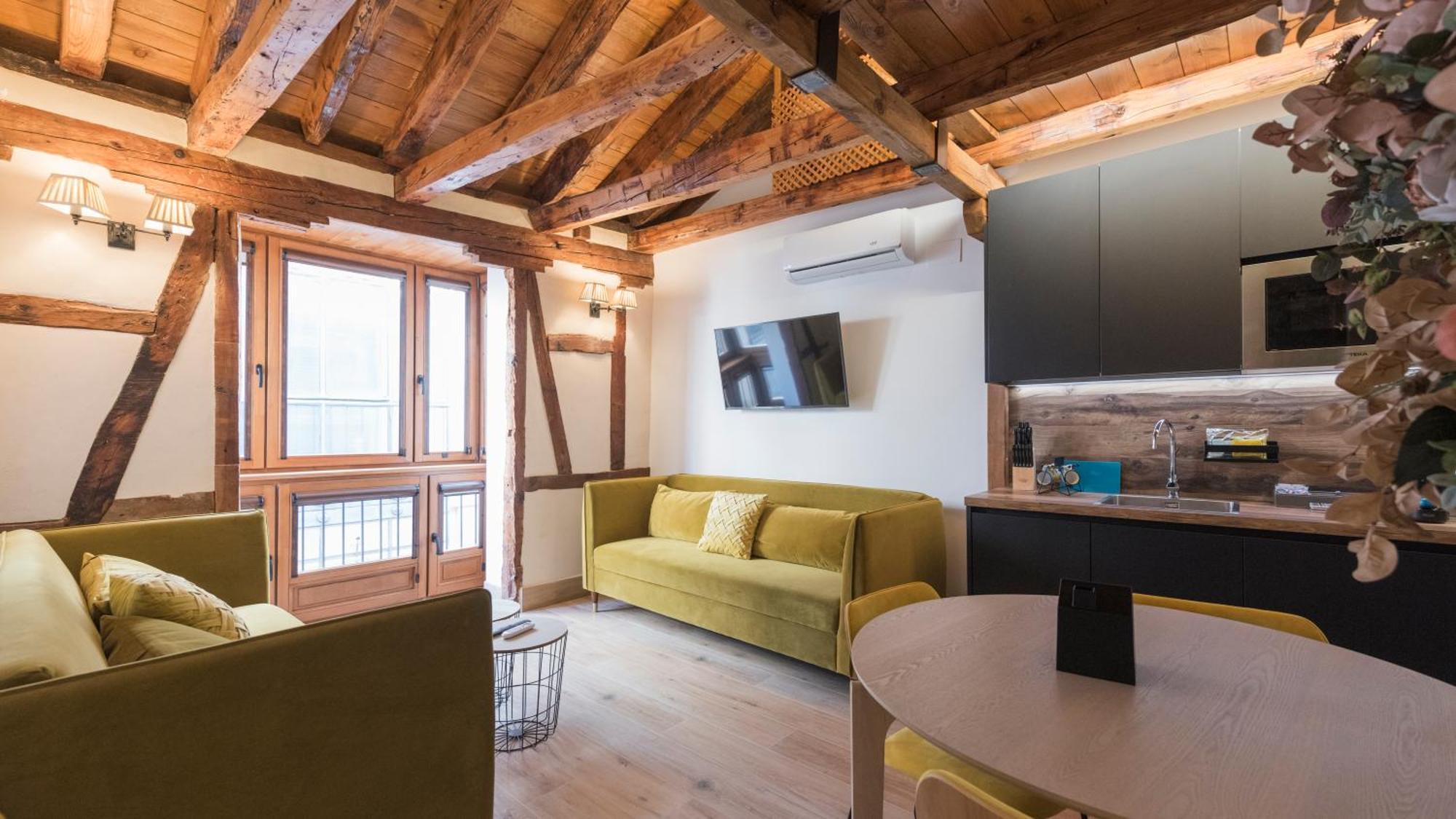 Apartamentos Boutique Pinocho Toledo Luaran gambar